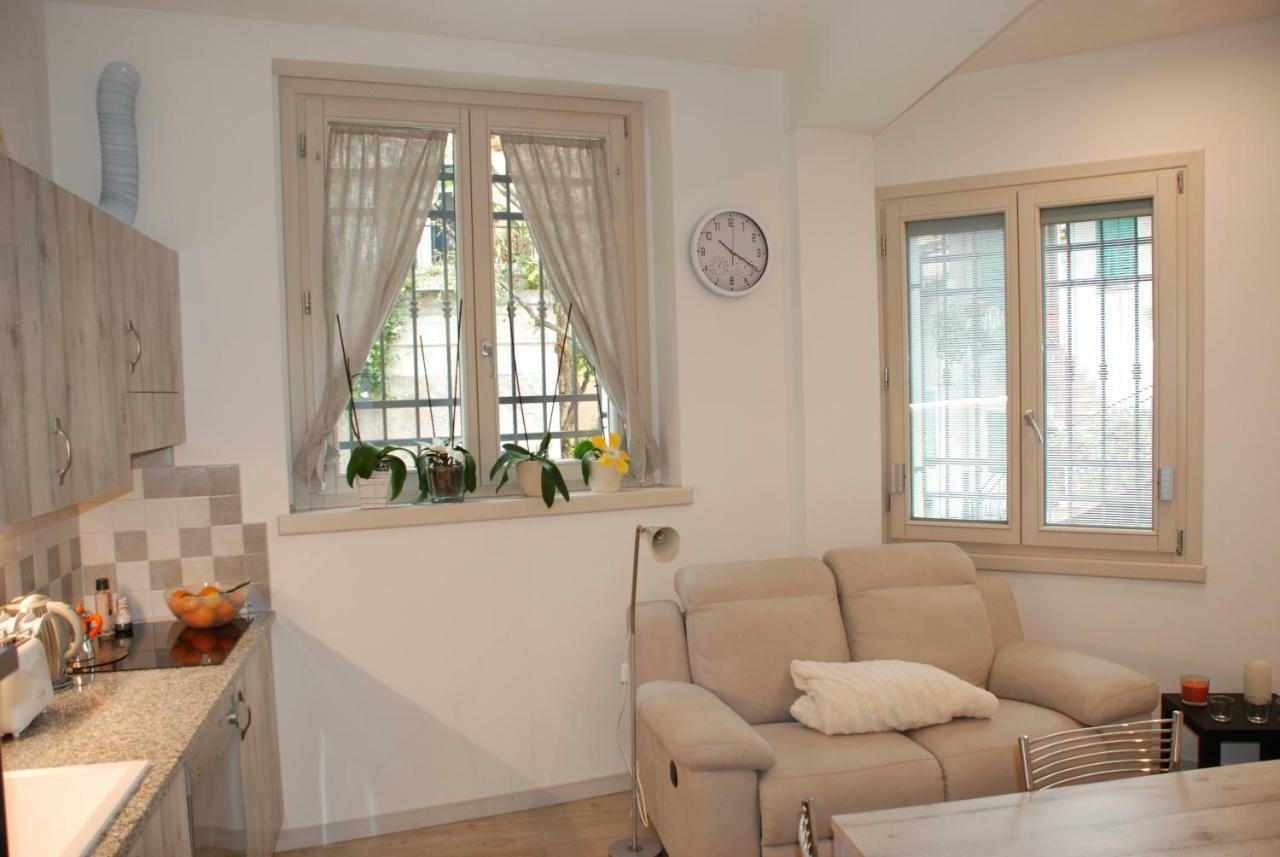 Casa Anita Apartment ลีโมเนซุลการ์ดา ภายนอก รูปภาพ