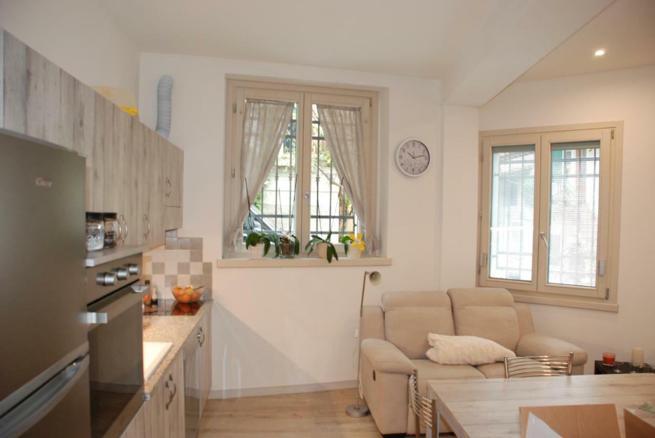 Casa Anita Apartment ลีโมเนซุลการ์ดา ภายนอก รูปภาพ