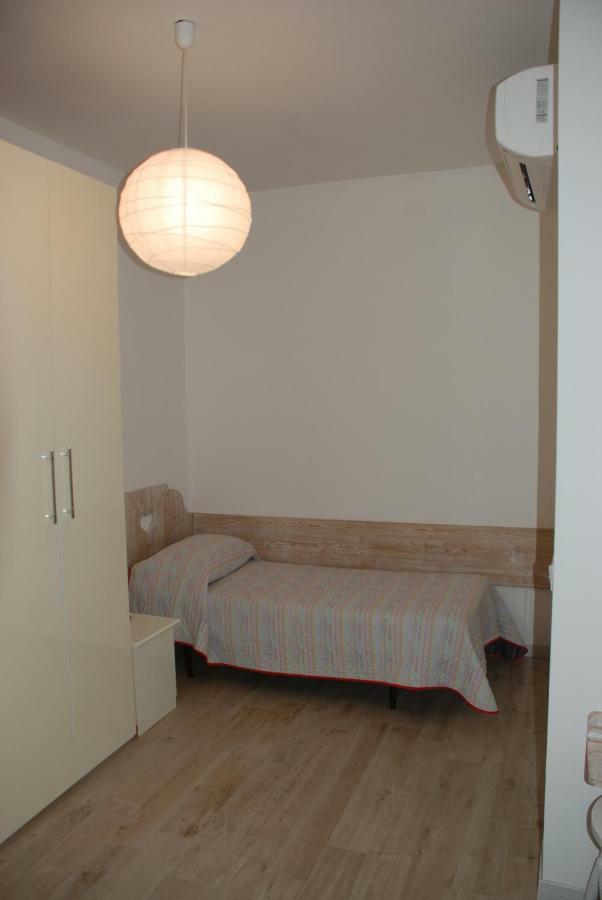 Casa Anita Apartment ลีโมเนซุลการ์ดา ภายนอก รูปภาพ